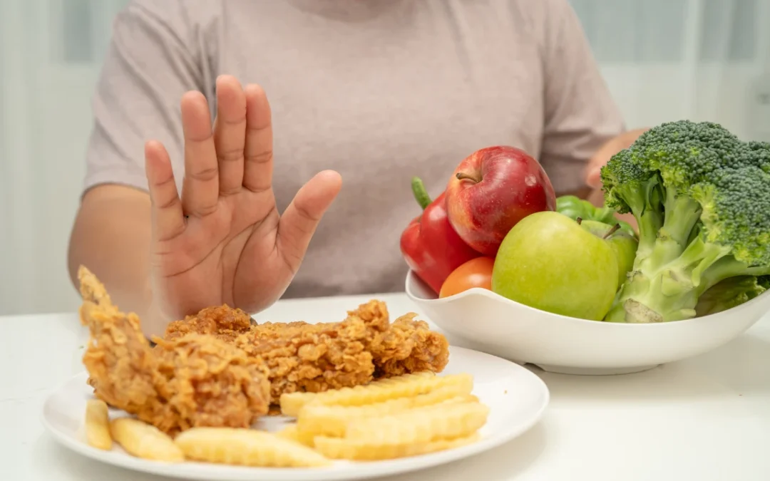 The Impact of Diet on Your Oral Health: Foods That Help and Harm Your Teeth