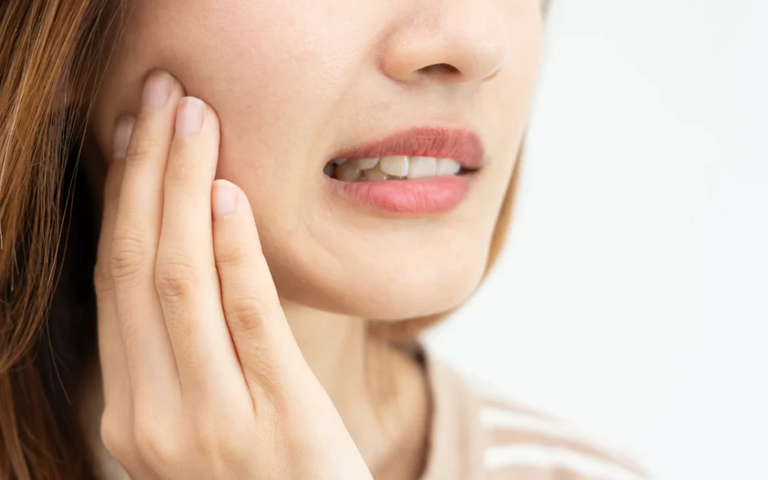 Tooth Sensitivity and Toothache: Causes, Prevention & Care