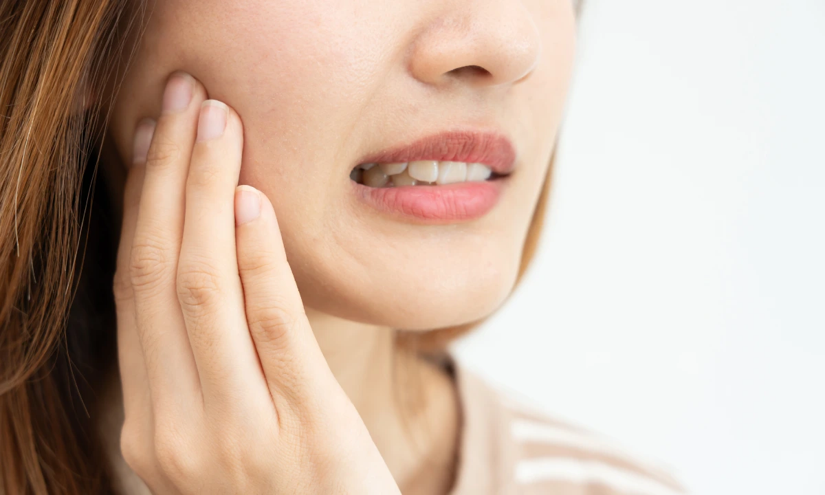 Ouch Tooth Tooth Sensitivity & Toothache: Causes, Prevention & Care